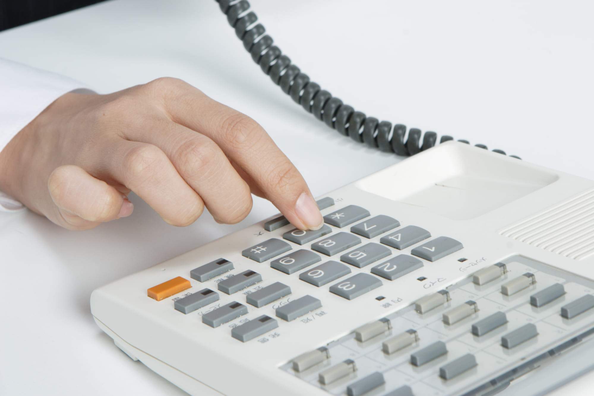 Gọi đến số tổng đài bảo hiểm Bảo Minh để được hỗ trợ