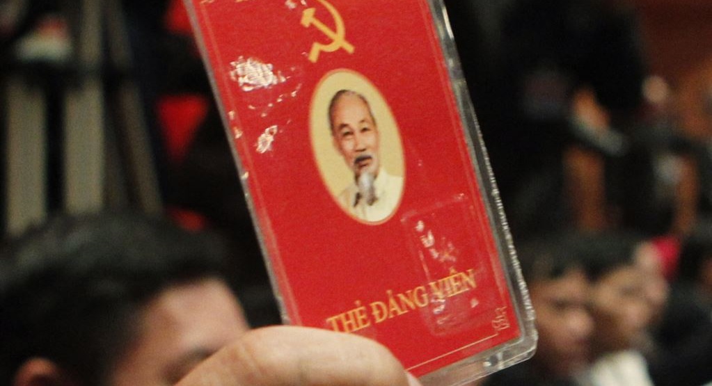 vi pham ve hon nhan gia dinh bi khai tru dang