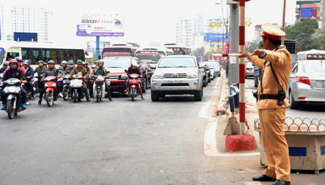 15 lỗi vi phạm giao thông bị tạm giữ ô tô 7 ngày