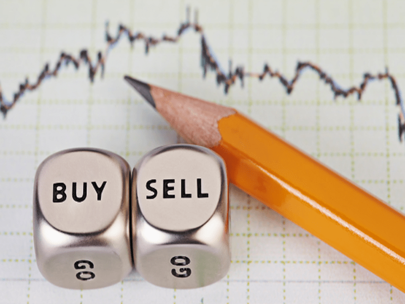 Độ an toàn và lợi nhuận kỳ vọng của chứng chỉ quỹ cũng cao hơn cổ phiếu