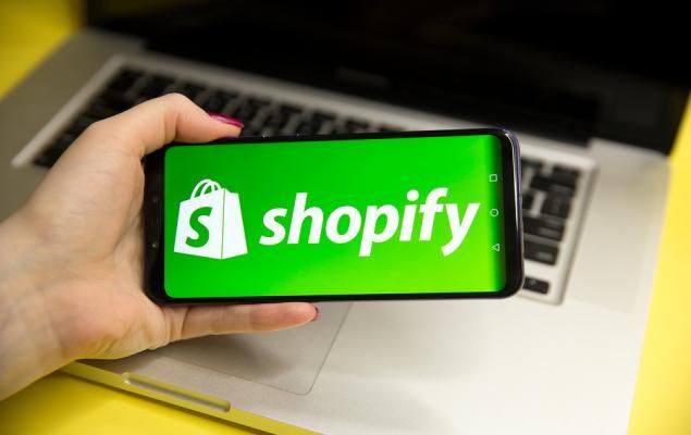 Shopify Shopify là gì? Hướng dẫn kiếm tiền với Shopify hiệu quả nhất 2021