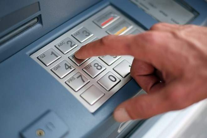 Thẻ MasterCard trả trước định danh có thể dùng rút tiền mặt
