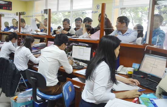 Những đối tượng cán bộ, công chức được nghỉ hưu quá tuổi