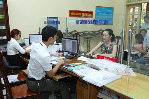 Hàng loạt công chức xã không đủ tiêu chuẩn sắp bị thay thế?