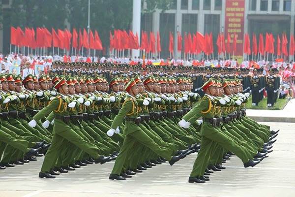 công nhân công an được thôi việc