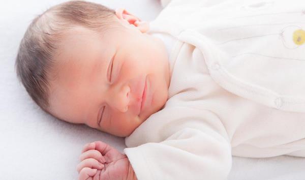 đảng viên đã có 2 con có được nhận con nuôi không