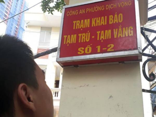 đi làm sáng đi tối về có phải đăng ký tạm trú