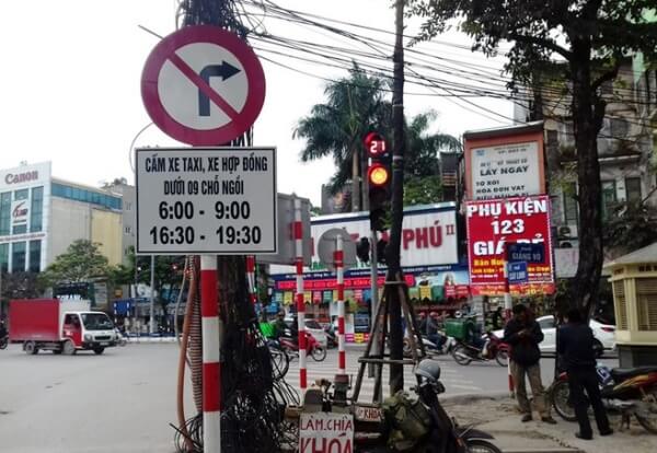 đi vào đường cấm theo giờ