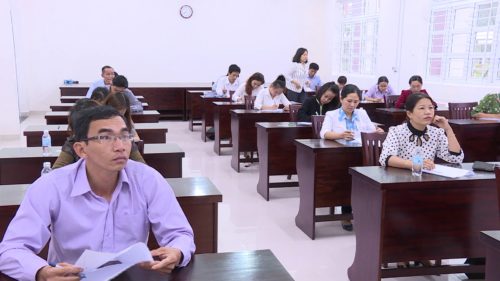 Nhiều điều kiện mới với người thi nâng ngạch công chức từ 01/7/2020