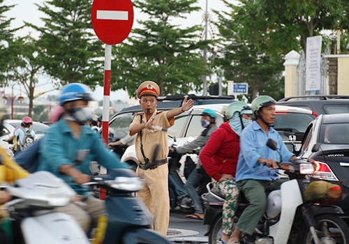 Ngoài CSGT, ai phải định kỳ chuyển đổi vị trí công tác?