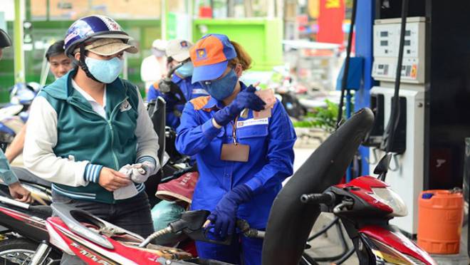 Giá xăng tăng từ 15h chiều nay