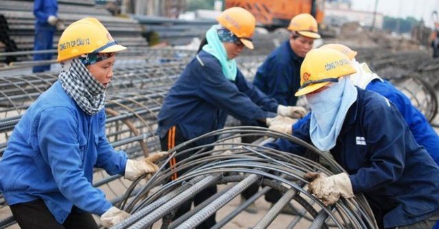 TP. HCM lên kế hoạch giảm giá nước cho người dân và doanh nghiệp