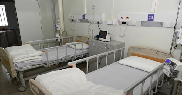 Bệnh viện phải bảo đảm giãn cách giường bệnh