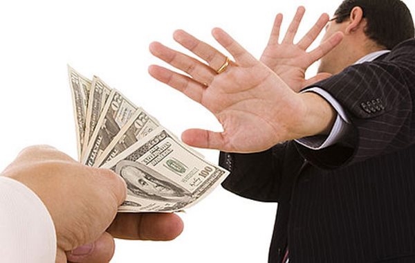 những giao dịch dân sự không được dùng tiền mặt