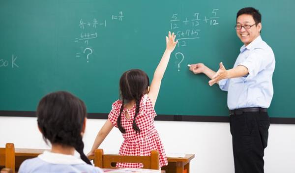 Giáo viên tập sự có được hưởng phụ cấp thâm niên