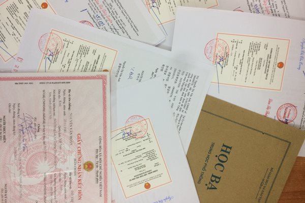 giấy tờ không được hợp pháp hóa lãnh sự