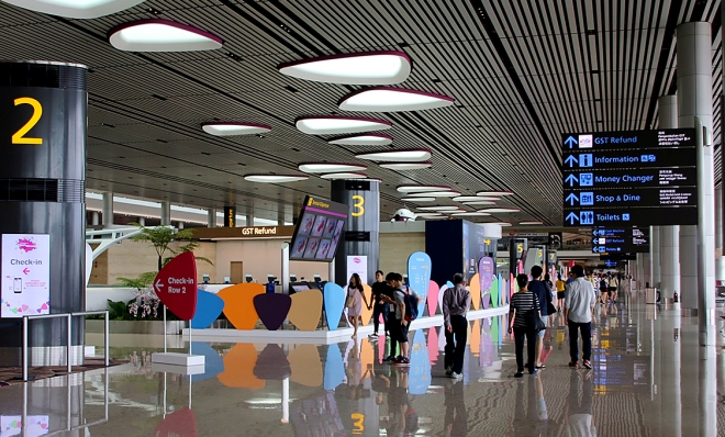  hành khách từ các nước ASEAN phải cách ly 14 ngày