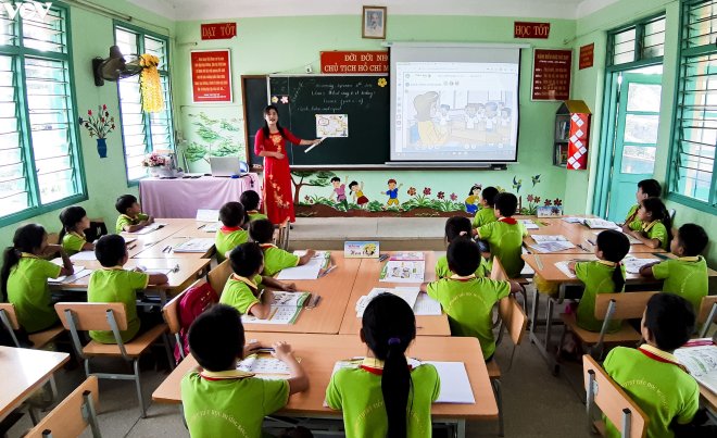 100% học sinh lớp 3 được học ngoại ngữ trong năm 2022-2023
