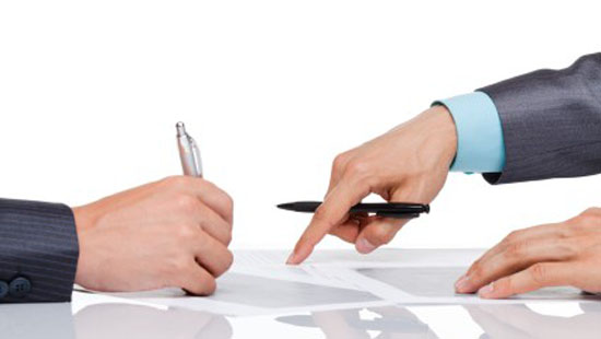 Công ty “phớt lờ” ký hợp đồng lao động, làm thế nào?