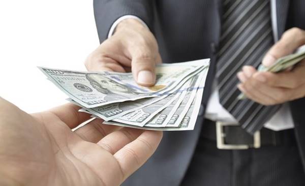 không nhận thừa kế có phải trả nợ