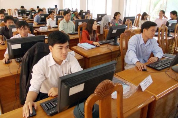 Không phân biệt loại hình đào tạo khi tuyển dụng công chức cấp xã