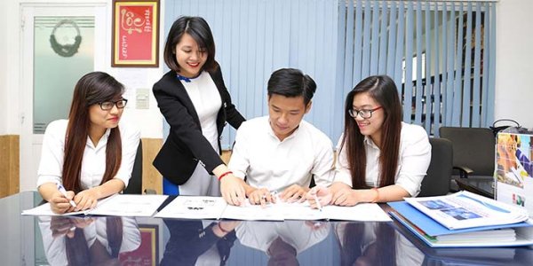 miễn án phí cho người lao động