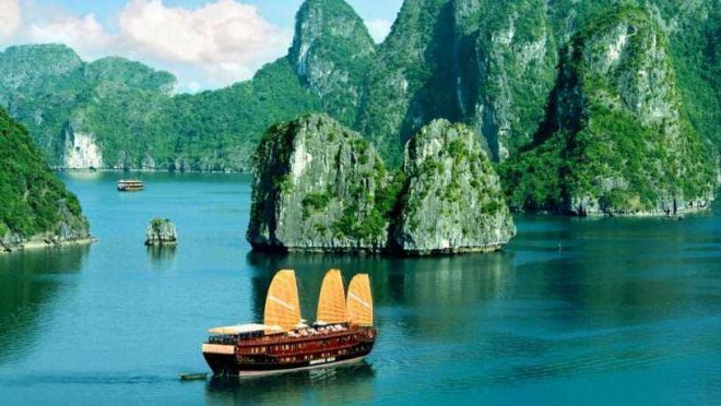 Miễn giảm vé tham quan tại nhiều điểm du lịch