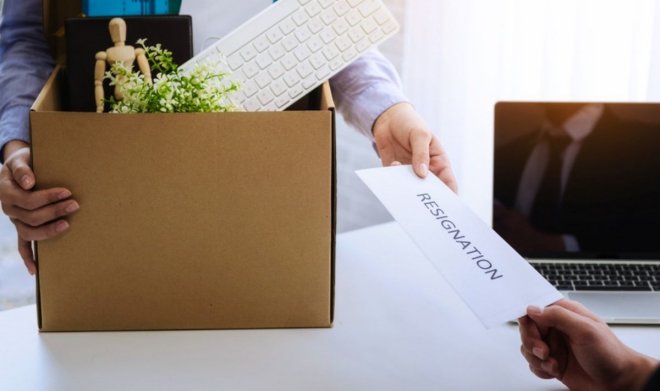 Nghỉ việc không báo trước không phải bồi thường