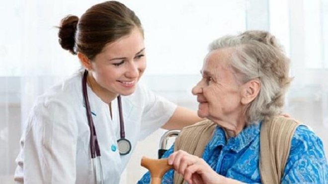 phòng dịch Covid-19 cho người cao tuổi