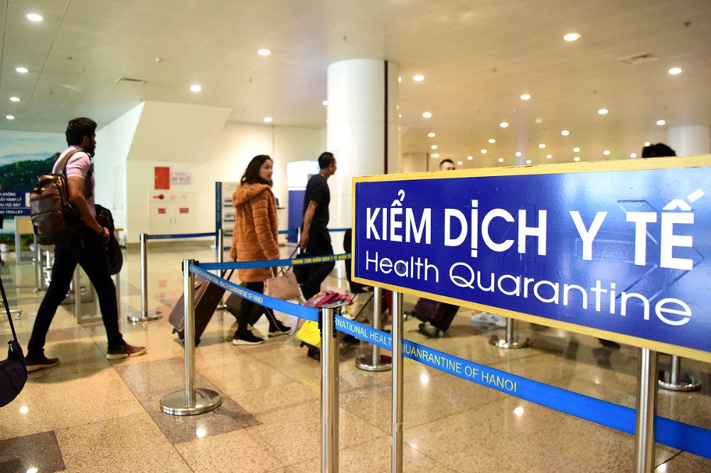 Siết chặt quy định phòng chống Covid-19 tại sân bay, bến xe