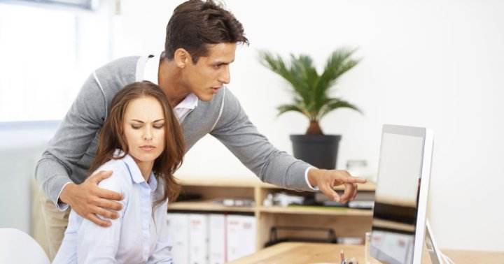 Quấy rối nơi công sở: Làm thế nào để đối phó?