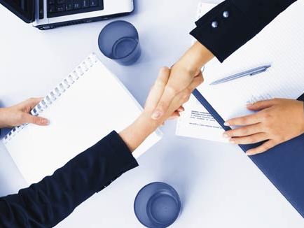 Chung tay bảo vệ quyền lợi người lao động bị xâm phạm