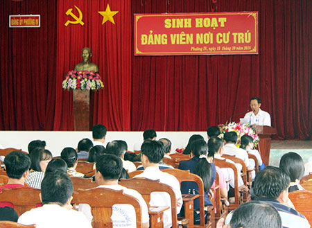 Không tham gia sinh hoạt Đảng