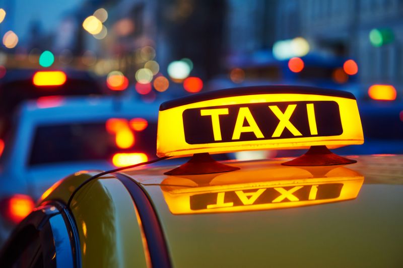 Tài xế taxi Grab được ký hợp đồng lao động và đóng BHXH