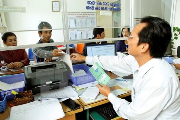 Tạm dừng đóng BHXH với doanh nghiệp bị ảnh hưởng bởi dịch Covid-19