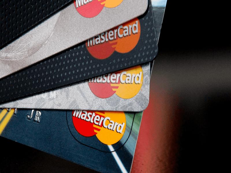 Thẻ Master Card cho phép chủ thẻ thanh toán trên toàn thế giới