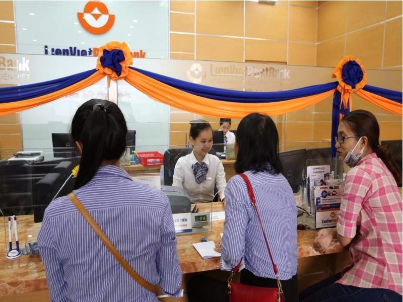 Thẻ trả trước vô danh chỉ sử dụng để thanh toán tiền hàng hóa dịch vụ, không được rút tiền mặt
