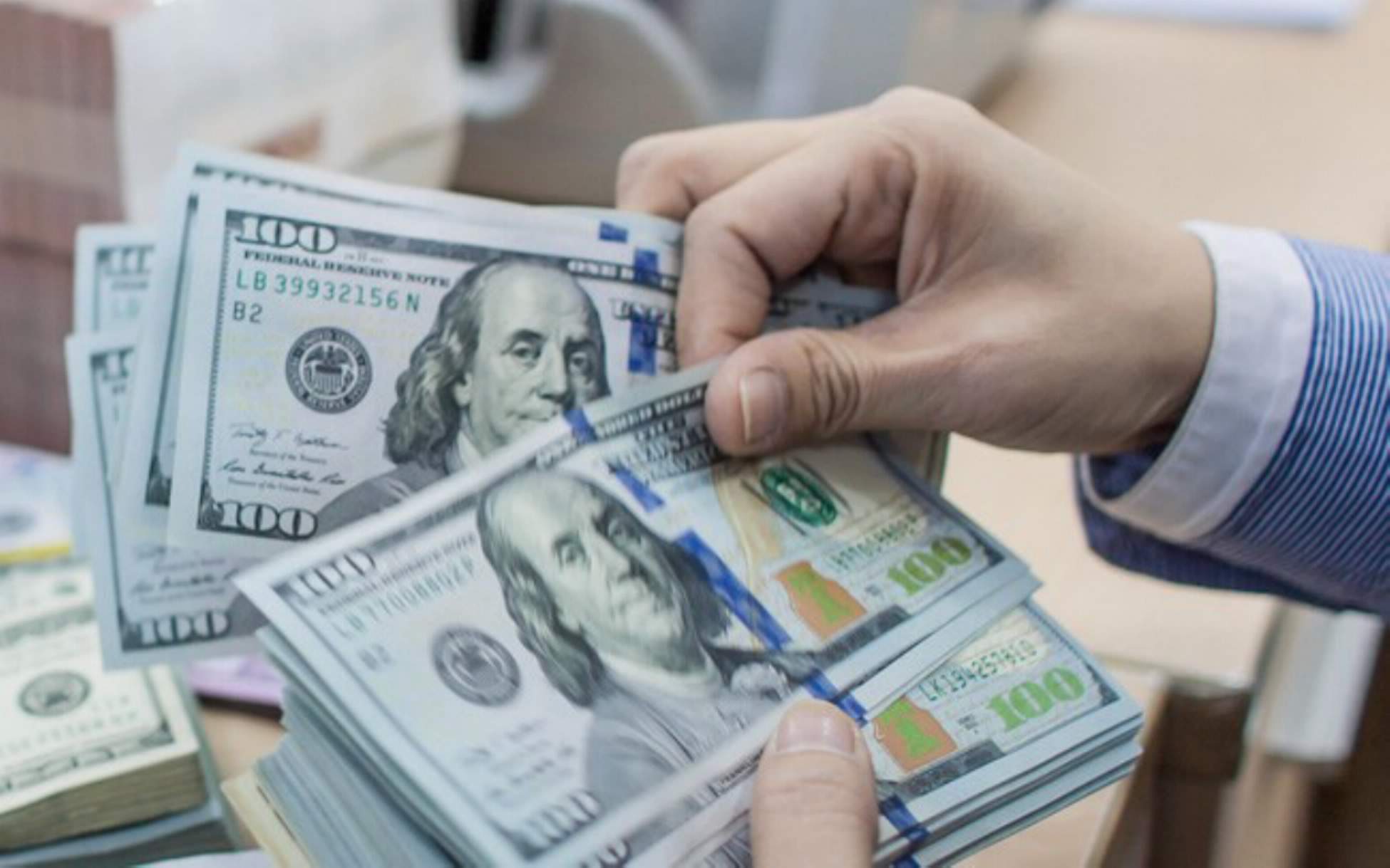 Vay giáp lưng là gì?