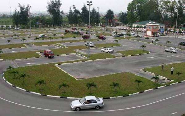 theo dõi thời gian học lái xe ô tô