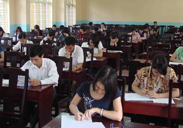 viên chức chỉ cần đạt 50 điểm trong bài thi thăng hạng