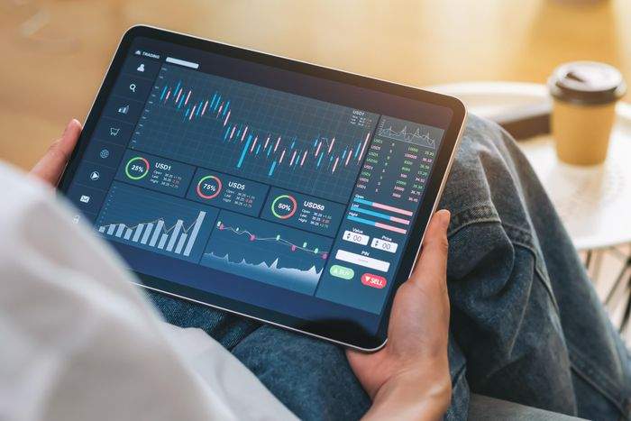 Thông tin gây nhiễu trên thị trường