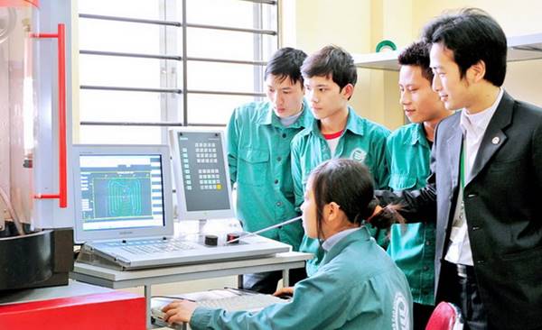 thù lao cho giáo viên dạy nghề sơ cấp