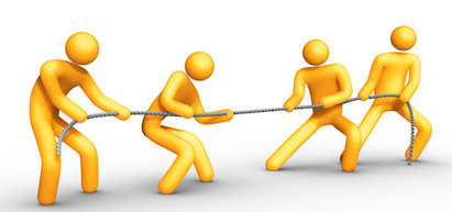 Khi có tranh chấp lao động, người lao động nên làm gì?