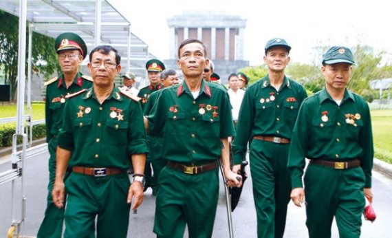 Tăng trợ cấp, phụ cấp cho người có công