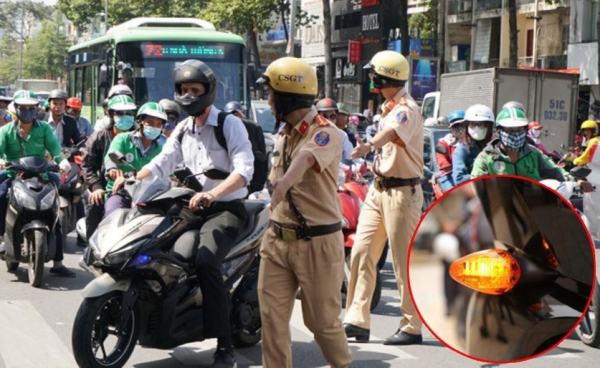 Các trường hợp phải bật xi nhan để không bị xử phạt! (Ảnh minh họa)