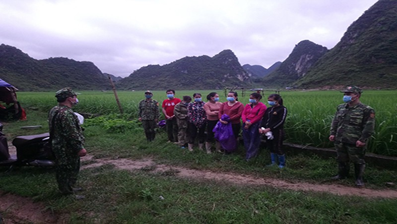 Vận chuyển trái phép hàng hóa qua biên giới phạt đến 50 triệu đồng