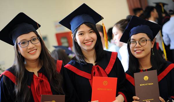 sinh viên xuất sắc được xét tuyển công chức