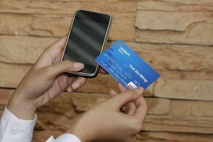 Chuyển tiền qua điện thoại ngân hàng Đông Á