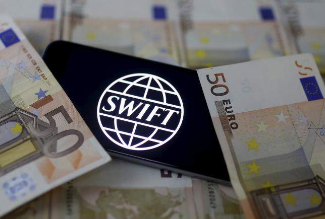 Chuyển tiền qua hệ thống Swift