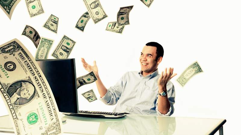 Chuyển tiền khi ở nước ngoài qua Internet banking 